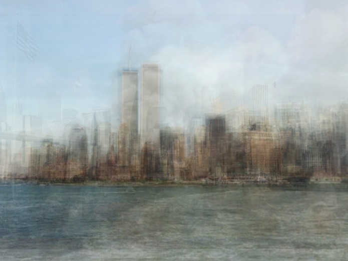 Corinne Vionnet World Trade Centre 695x521 Take a trip round the world in the company of hundreds of tourist ghosts